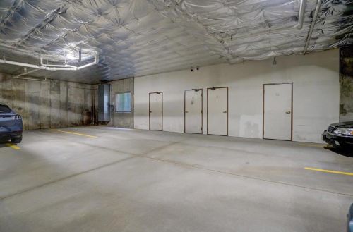 5418 Old Middleton Rd, Madison WI  53705-2606 exterior