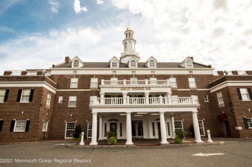 205 Yale Blvd, Red Bank NJ 07702 exterior