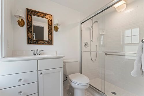 1521 Wightman St, Pittsburgh PA 15217-1407 exterior