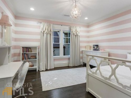 847 Kings Ct, Atlanta GA 30306-3431 exterior