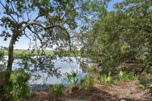 131 Inverness Dr, Bluffton, SC 29910-4976