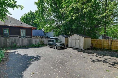 1145 Johnson St, Madison WI 53703-4137 exterior