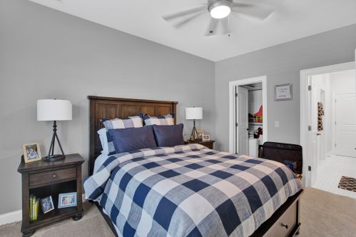 292 Fremont Ave, Elmhurst IL 60126-2200 exterior