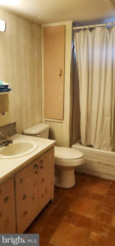 32870 Holly Pne Dr, Lewes DE 19958-4446 exterior