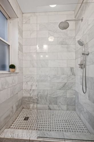 1258 Cornelia Ave, Chicago IL  60657-1428 exterior