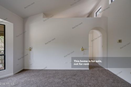 11001 11th St, Phoenix AZ 85020-5825 exterior