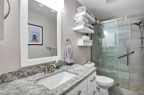 901 Marshall St, Portland MI 48875-1372 exterior