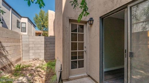 5035 17th Ave, Phoenix AZ 85015-3300 exterior