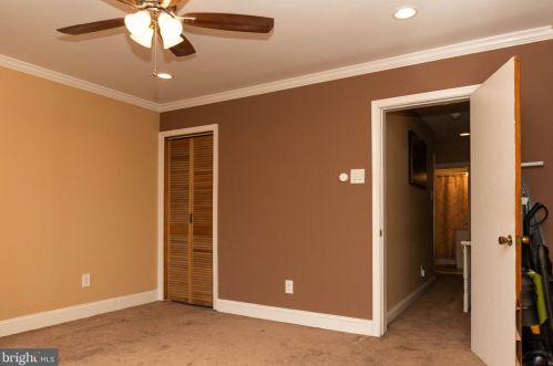 2433 Camac St, Philadelphia PA 19148-3510 exterior