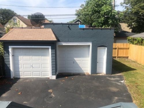 8422 Saginaw Ave, Chicago IL 60617-2028 exterior