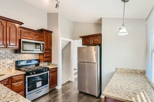 14720 Blackstone Ave, Dolton IL 60419-2409 exterior