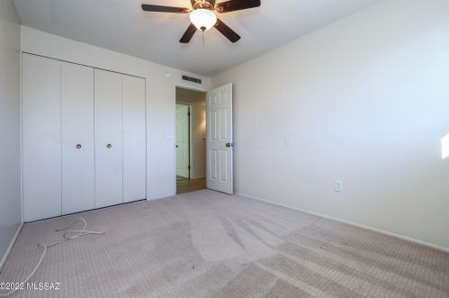 702 Kent Dr, Tucson AZ 85710-2442 exterior