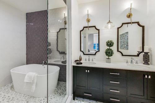 3111 Leland Ave, Chicago IL  60625-4406 exterior