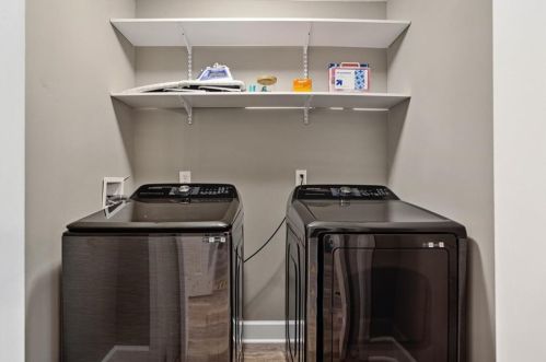 4096 Clay Dr, Atlanta GA  30360-2522 exterior