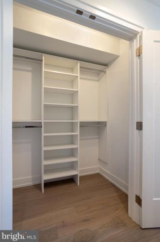 808 Fitzwater St, Philadelphia PA 19147-2808 exterior