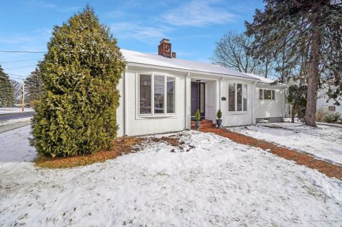 215 Deering Ave, Portland ME 04102-2837 exterior