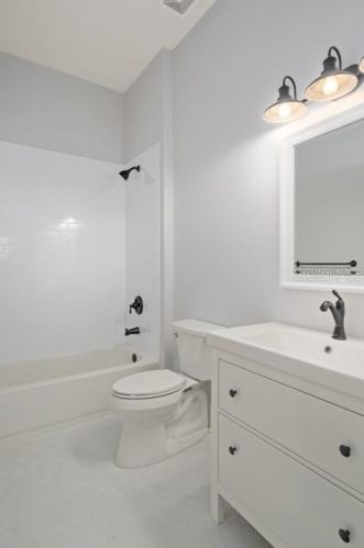 212 Hilda St, Tampa FL  33603-3660 exterior