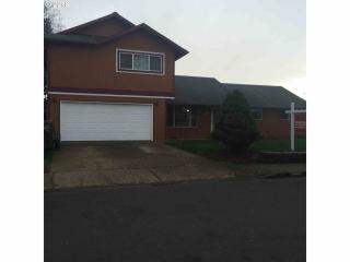 2085 Aldabra St, Eugene OR  97402-1076 exterior