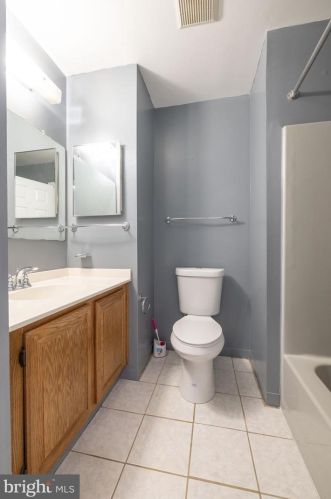 11 Liborio Ln, New Castle DE 19720-4653 exterior