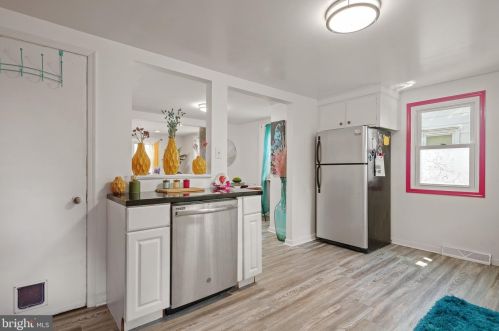 1380 Orchard St, Lancaster PA  17601-4038 exterior