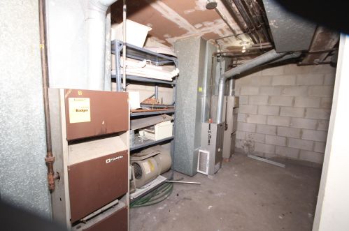 4723 13 St, Milwaukee WI 53221-2460 exterior