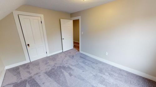 216 Farm St, Woonsocket RI  02895-1169 exterior