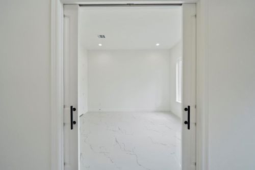 8610 Cross Country Dr, Humble TX 77346-6115 exterior