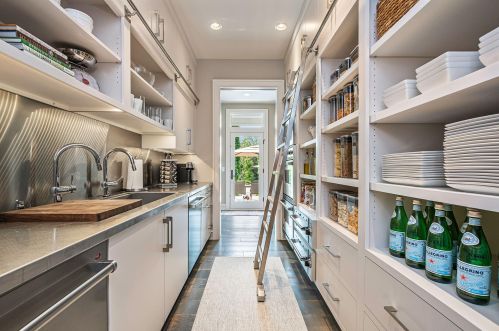 1505 Ballybunion Ct, Grand Rapids MI 49546-3883 exterior