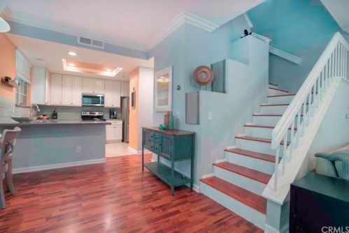 104 Gallery Way, Tustin, CA 92782-1109