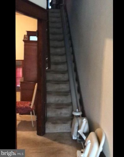 2114 4th St, Washington, DC 20002-1216