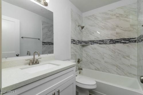 2434 Amelia Ave, Phoenix AZ  85016-6706 exterior