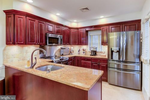 2620 17 St, Philadelphia PA 19132-3929 exterior