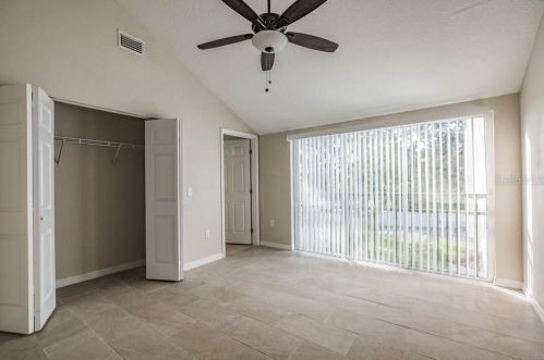 9509 Citrus Glen Pl, Tampa FL 33618-4018 exterior