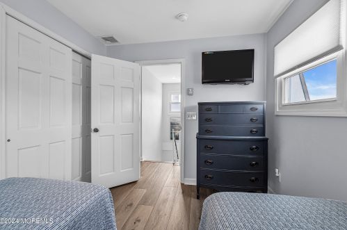 125 Throssell Rd, Lavallette NJ 08735-3230 exterior