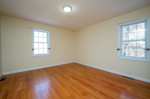 29 Pocantico Ave, Springfield MA 01109-1463 exterior