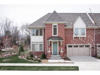 120 Ashbourne Dr, Cleveland, OH 44145-8133