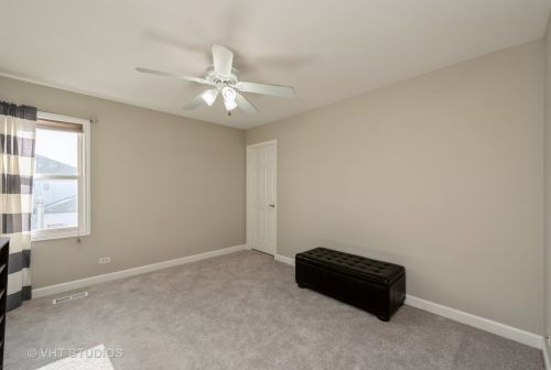 3480 Red Barn Dr, Bull Valley IL 60097-8189 exterior