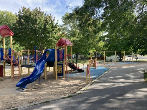 3257 88, Milwaukee WI 53222-3603 exterior