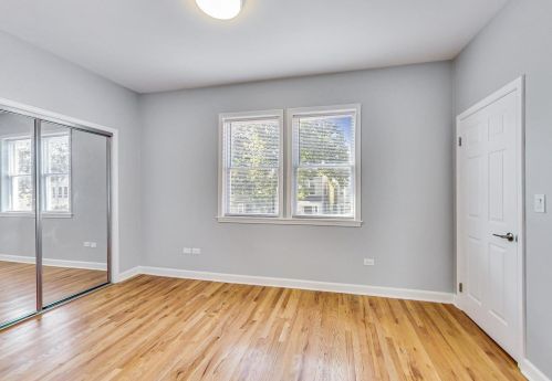 2623 Monticello Ave, Chicago IL 60618-5321 exterior