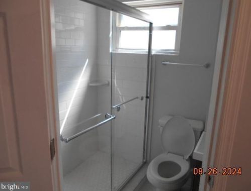 2545 Marshall St, Philadelphia PA 19148-4633 exterior