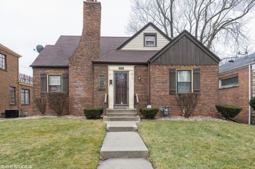 14210 Clark St, Chicago IL 60640-2101 exterior