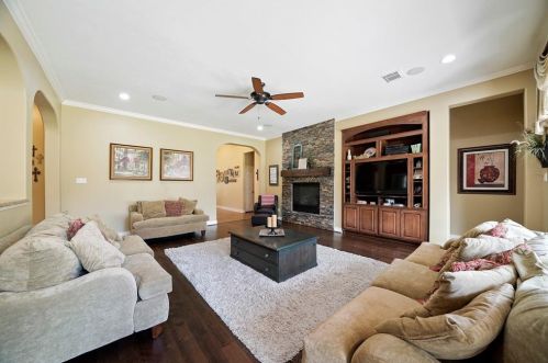 15635 Connie Ln, Montgomery TX 77316-9467 exterior