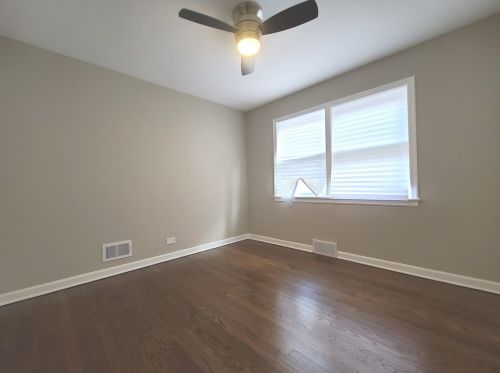 6217 Nagle Ave, Chicago IL  60638-4207 exterior