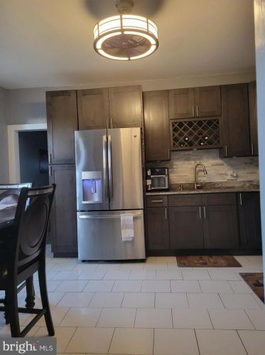 531 Benner St, Philadelphia PA 19149-3214 exterior