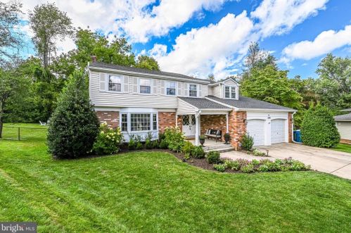 1200 Forestwood Dr, Mc Lean, VA 22101-2602