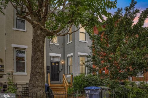 805 T St, Washington DC 20001-3127 exterior