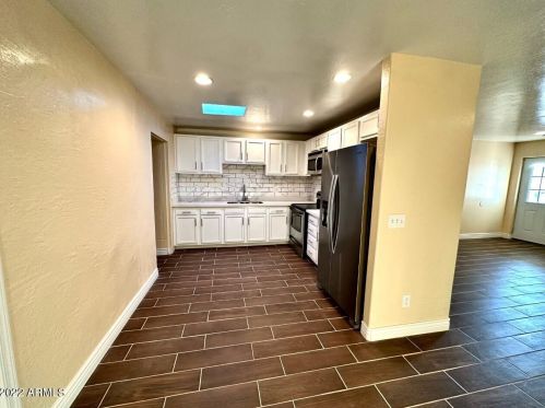 4525 49th Dr, Phoenix AZ  85031-1313 exterior