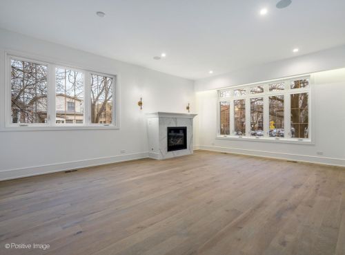 2129 Maplewood Ave, Chicago IL  60647-4148 exterior