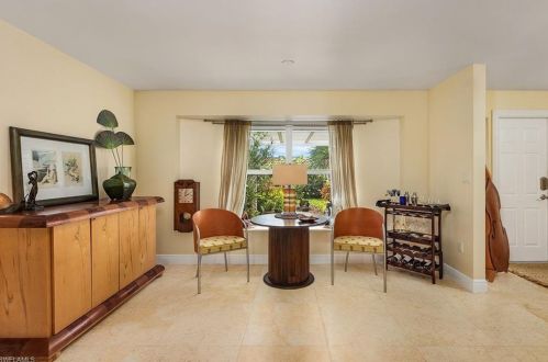 2633 Longboat Dr, Naples FL 34104-3382 exterior