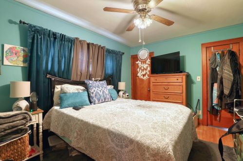 2209 69, Milwaukee WI 53213-1926 exterior